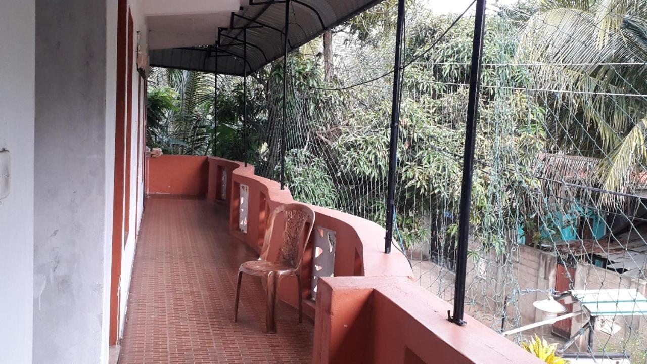 Kunam Beach Rest Inn Батикалоа Стая снимка
