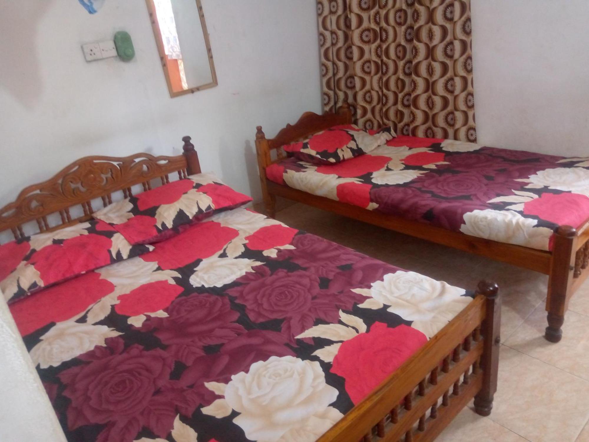 Kunam Beach Rest Inn Батикалоа Екстериор снимка