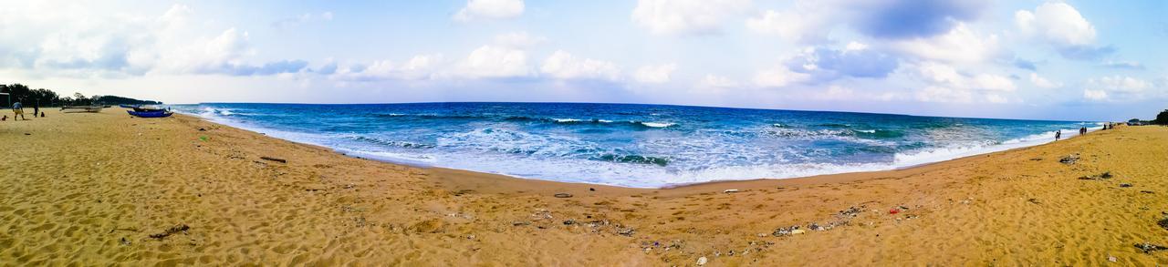 Kunam Beach Rest Inn Батикалоа Екстериор снимка