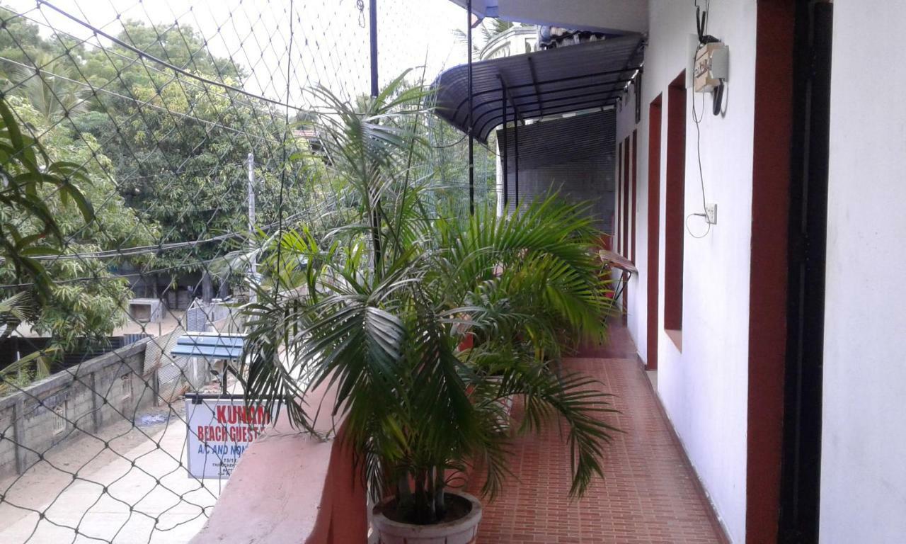 Kunam Beach Rest Inn Батикалоа Екстериор снимка