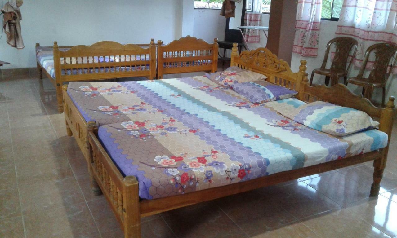 Kunam Beach Rest Inn Батикалоа Стая снимка
